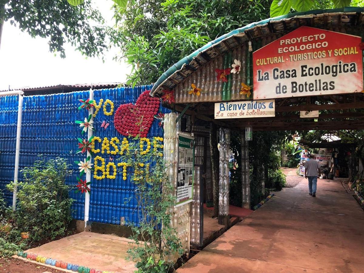 Hostel El Amanecer Puerto Iguazú Zewnętrze zdjęcie