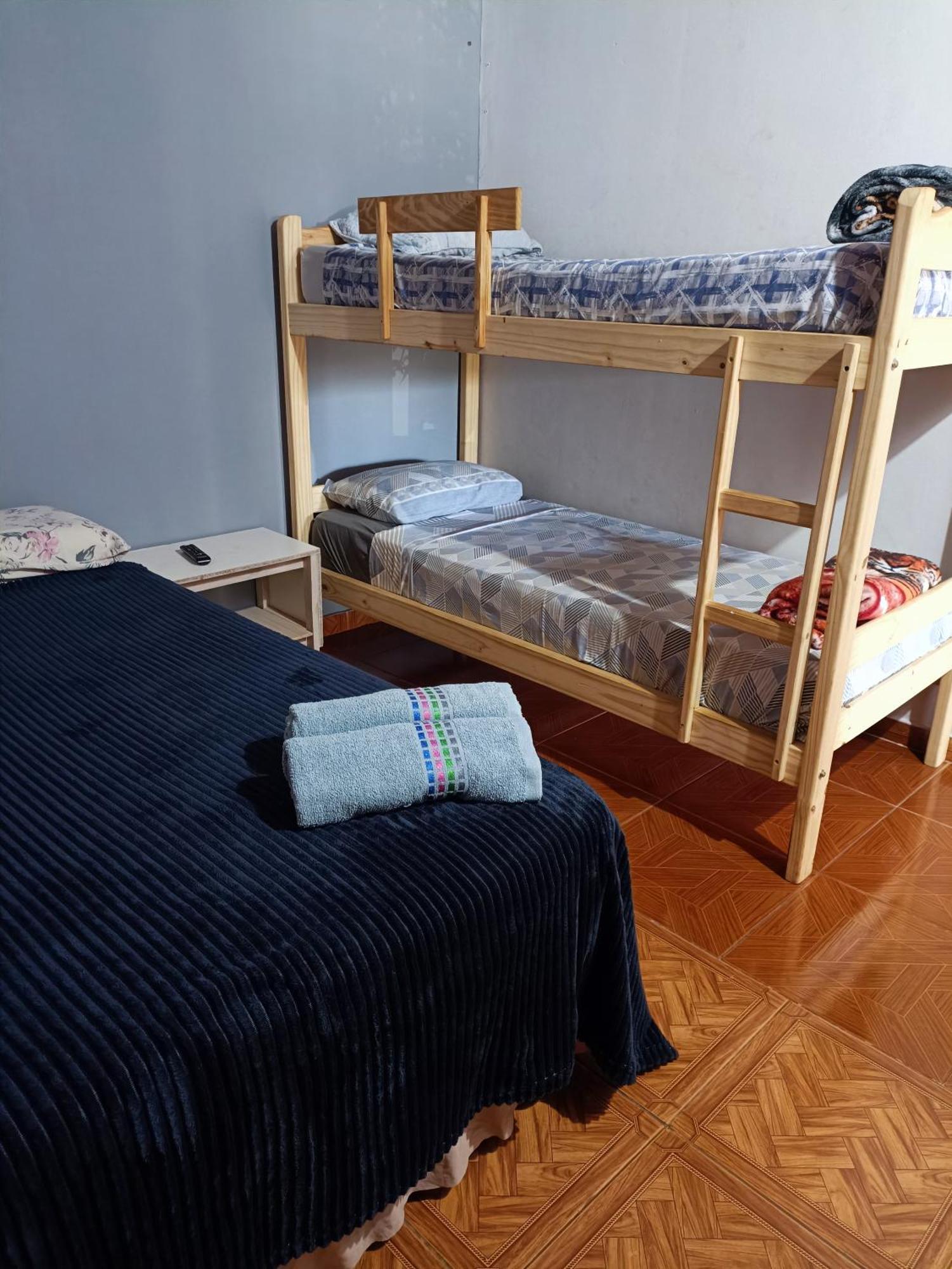 Hostel El Amanecer Puerto Iguazú Pokój zdjęcie