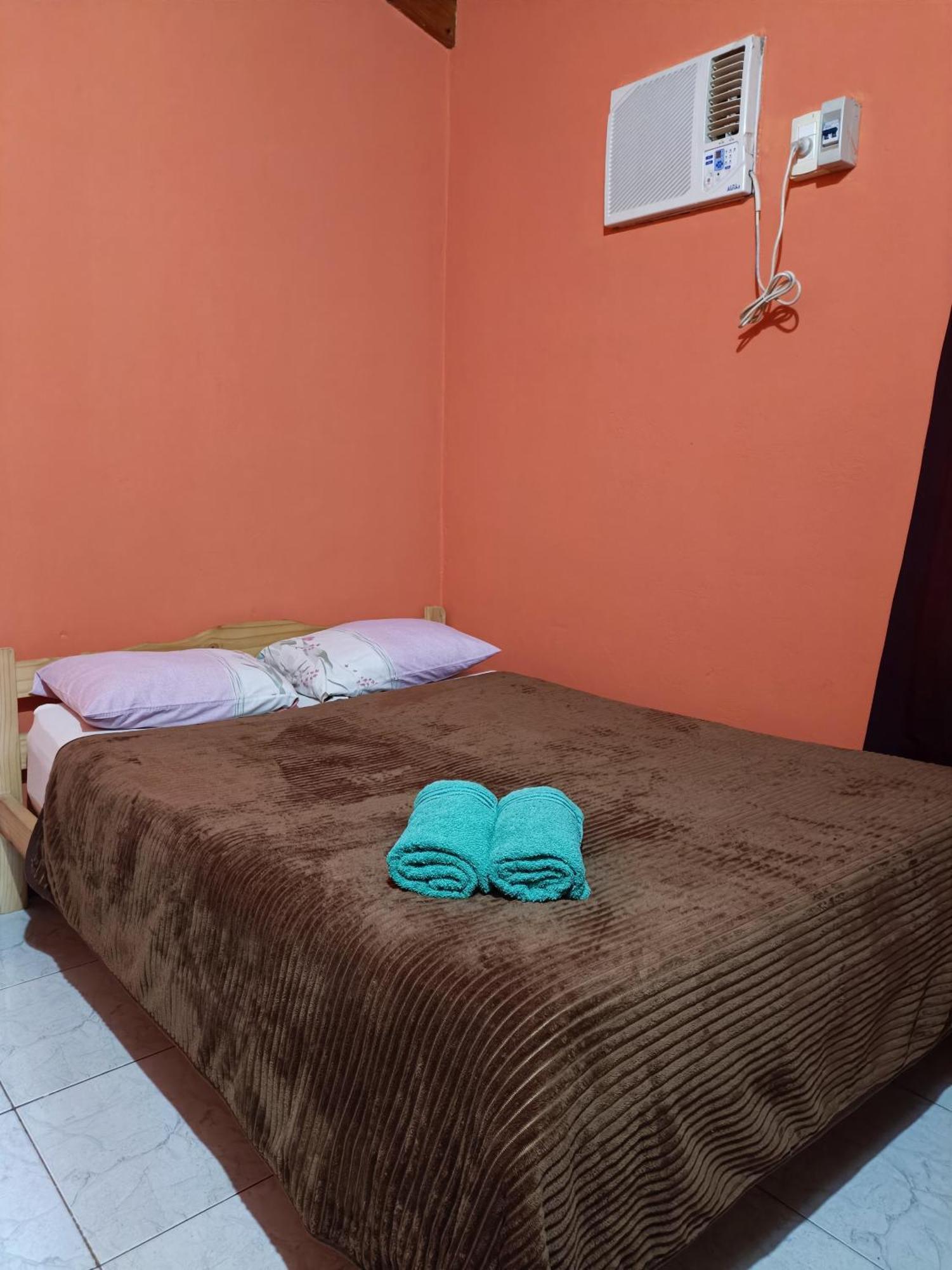 Hostel El Amanecer Puerto Iguazú Pokój zdjęcie